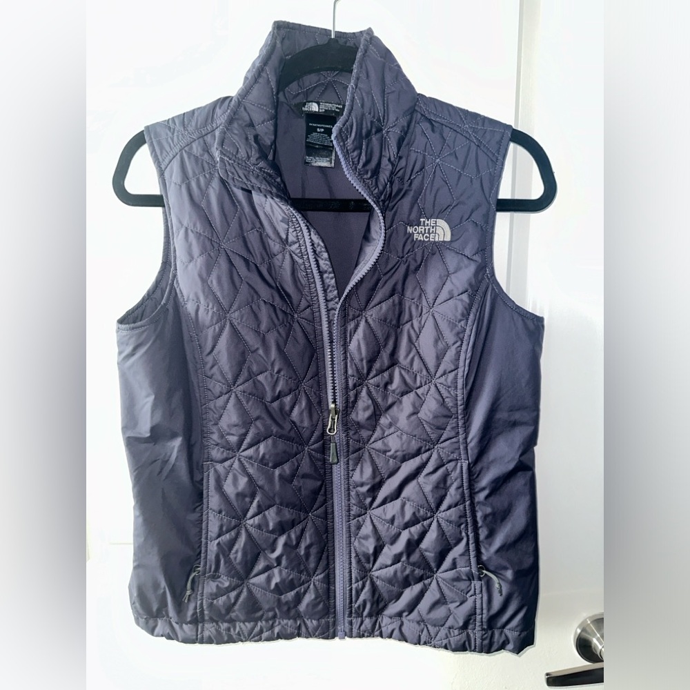 Small Purple North Face Fall/Winter Vest